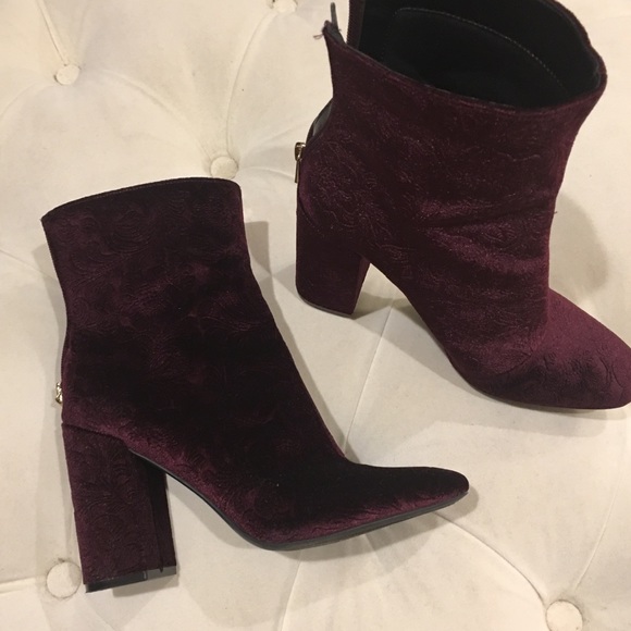 jessica simpson velvet boots